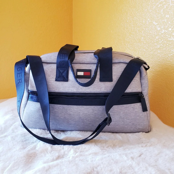 TOMMY HILFIGER WEEKENDER BAG COLOR GREY/ BLUE NEW - Picture 6 of 16